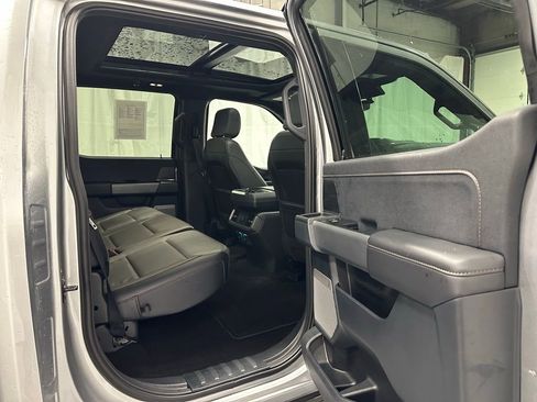 Used 2025 Ford F150 Lariat w/ Equipment Group 501A Mid image 51