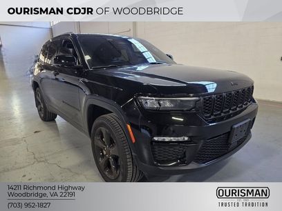 Used 2023 Jeep Grand Cherokee Limited w/ Black Appearance Package