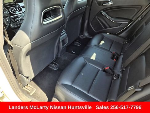 Used 2014 Mercedes-Benz CLA 250 image 14
