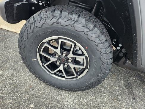 New 2026 Jeep Wrangler Unlimited Rubicon AWD/4WD image 21