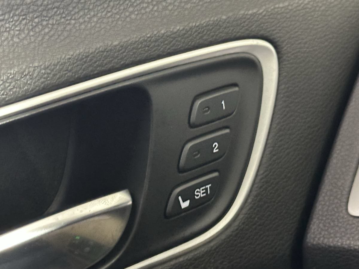 Used 2019 Acura TLX w/ Advance Package FWD image 46