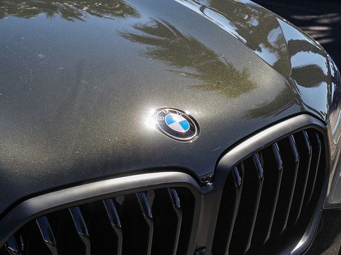 New 2026 BMW X6 xDrive40i w/ Executive Package image 9