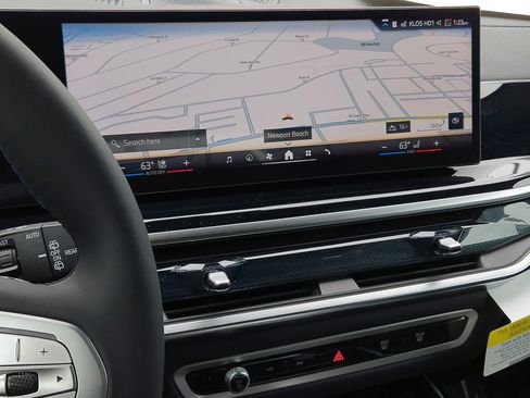 New 2026 BMW ALPINA XB7 AWD/4WD image 12