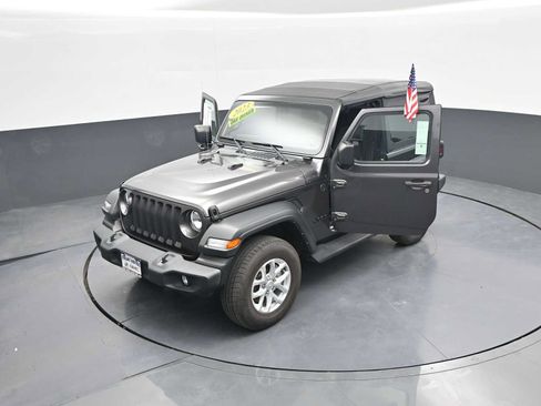 Used 2023 Jeep Wrangler Sport AWD/4WD image 44
