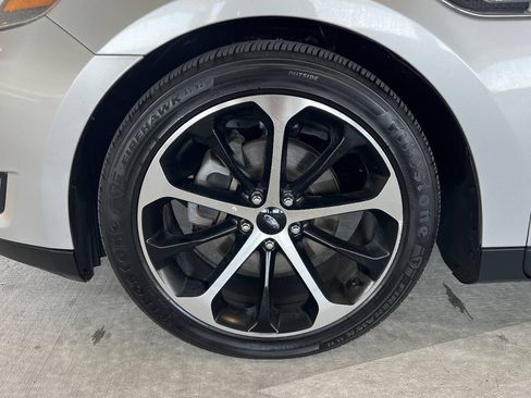 Used 2014 Ford Taurus SEL w/ Equipment Group 201A FWD image 32