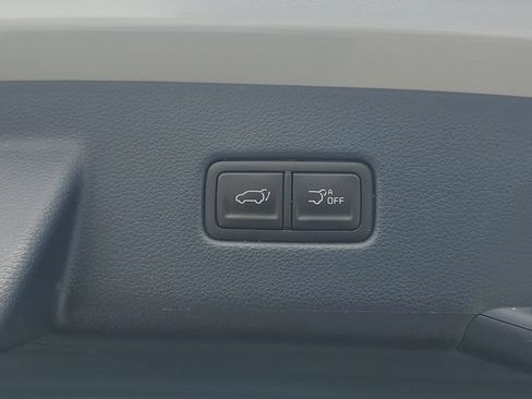 Used 2025 Kia Carnival SX Prestige FWD image 8