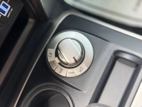 Used 2021 Toyota 4Runner SR5 AWD/4WD image 28