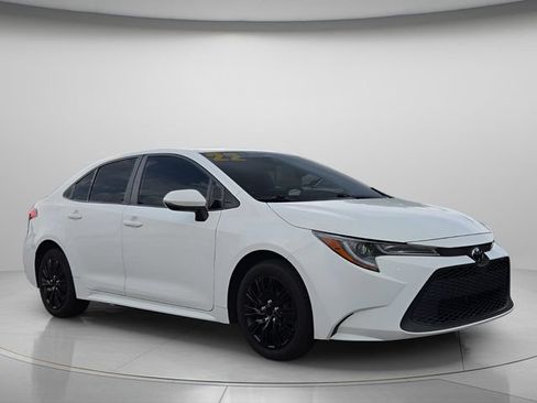 Used 2022 Toyota Corolla LE FWD image 8