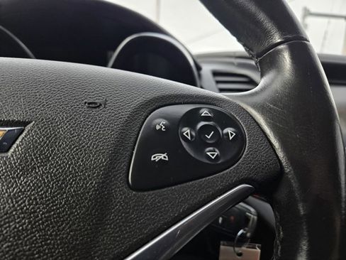 Used 2014 Chevrolet Impala LT w/ Convenience Package image 19