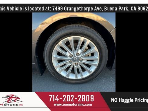 Used 2013 Toyota Avalon Limited w/ Technology Pkg FWD image 51