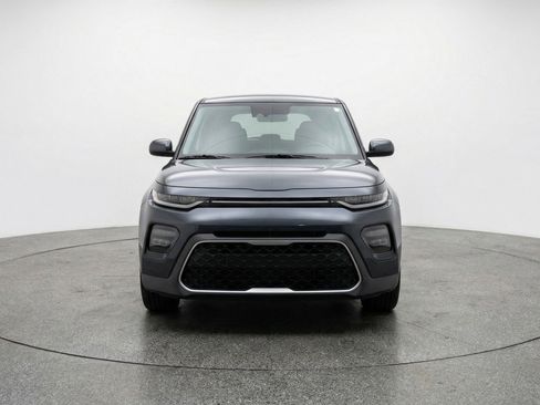 Used 2025 Kia Soul LX w/ LX Technology Package FWD image 2