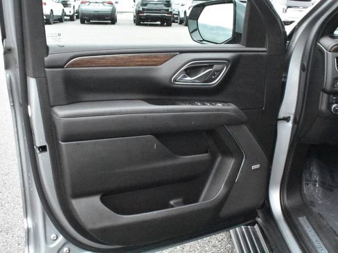 Certified 2023 Chevrolet Suburban High Country w/ Premium Package 2 image 11