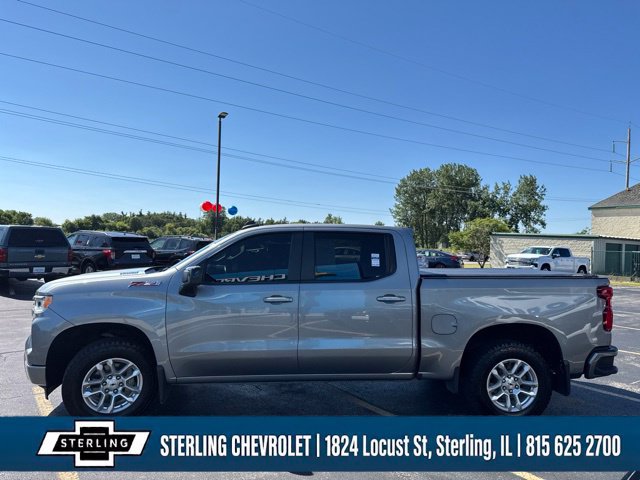 Used 2023 Chevrolet Silverado 1500 RST w/ Z71 Off-Road Package AWD/4WD image 6