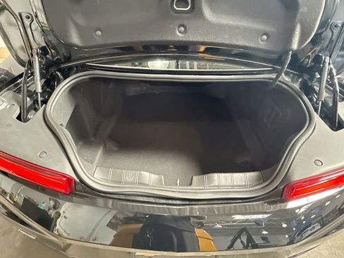 Used 2018 Chevrolet Camaro SS RWD image 25