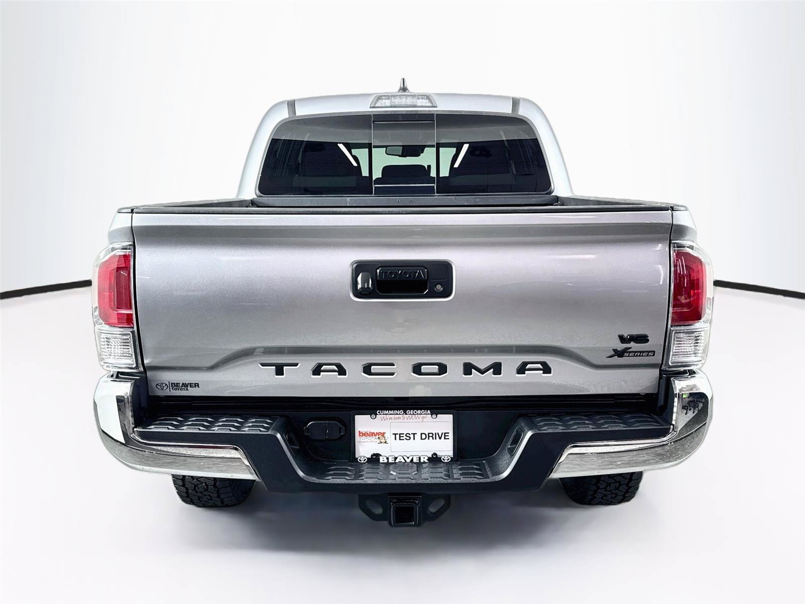 Certified 2023 Toyota Tacoma TRD Off-Road AWD/4WD image 10