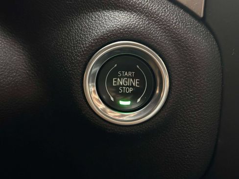 Used 2024 GMC Sierra 1500 Pro AWD/4WD image 10