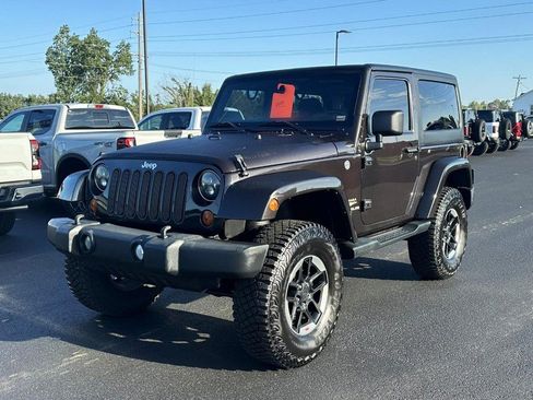 Used 2013 Jeep Wrangler Sahara w/ Connectivity Group AWD/4WD image 4