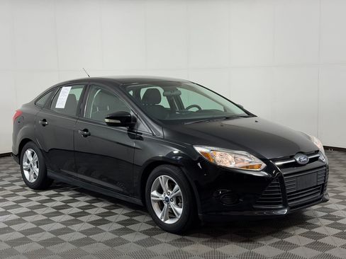 Used 2014 Ford Focus SE FWD image 7