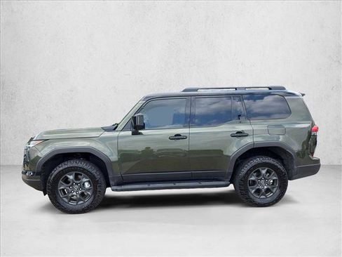 Used 2024 Lexus GX 550 AWD/4WD image 9