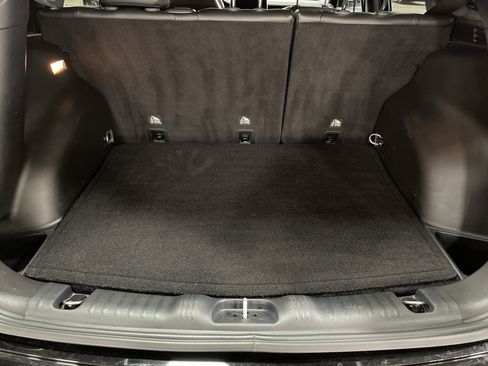 Used 2024 Jeep Compass Trailhawk w/ Trailhawk Elite Group image 12