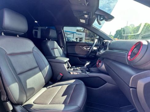 Used 2021 Chevrolet Blazer RS w/ Enhanced Convenience Package FWD image 39