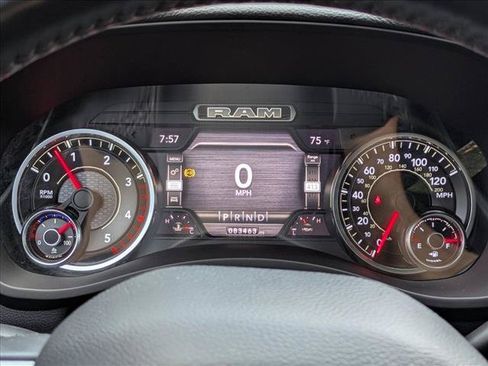 Used 2022 RAM 2500 Laramie AWD/4WD image 4