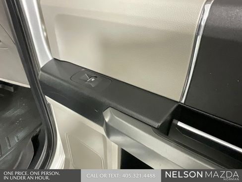 Used 2017 Ford F250 XLT w/ FX4 Off-Road Package image 24