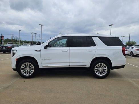 Used 2024 GMC Yukon SLT AWD/4WD image 4