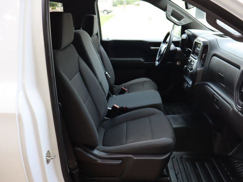 Used 2021 Chevrolet Silverado 1500 W/T w/ WT Value Package AWD/4WD image 18