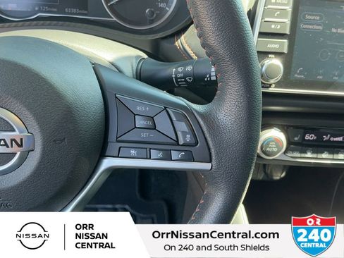 Used 2021 Nissan Versa SR w/ Convenience Package FWD image 19