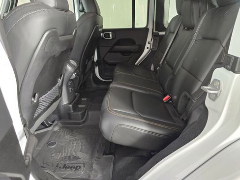 New 2025 Jeep Wrangler Unlimited Rubicon 392 image 27