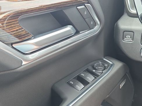New 2026 GMC Sierra 1500 Elevation w/ Elevation Premium Package AWD/4WD image 11