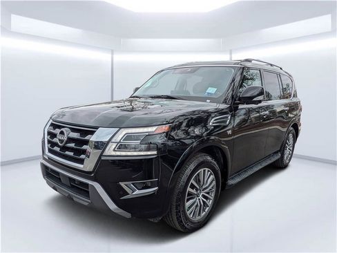 Used 2021 Nissan Armada SL w/ Captain's Chairs Package image 7