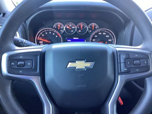 Used 2020 Chevrolet Silverado 1500 LT w/ Trailering Package image 12