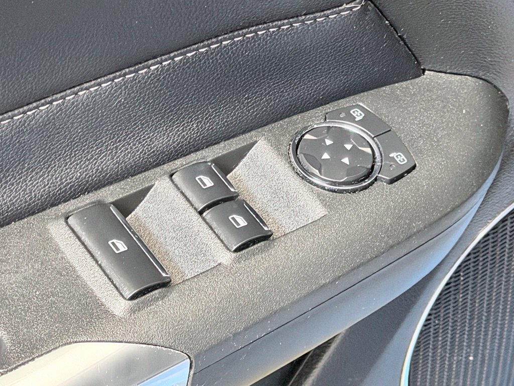 Used 2022 Ford Mustang Premium RWD image 12