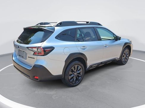 Used 2023 Subaru Outback Onyx Edition AWD/4WD image 5