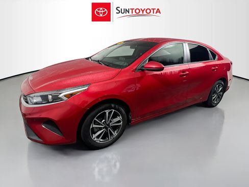 Used 2024 Kia Forte LXS image 9