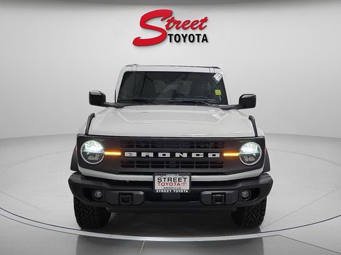 Used 2024 Ford Bronco Black Diamond image 6