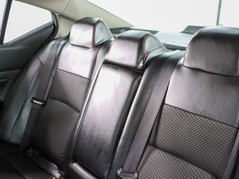 Used 2024 Nissan Altima 2.5 SR image 24