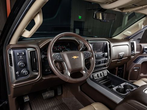 Used 2019 Chevrolet Silverado 2500 LTZ w/ Duramax Plus Package image 16