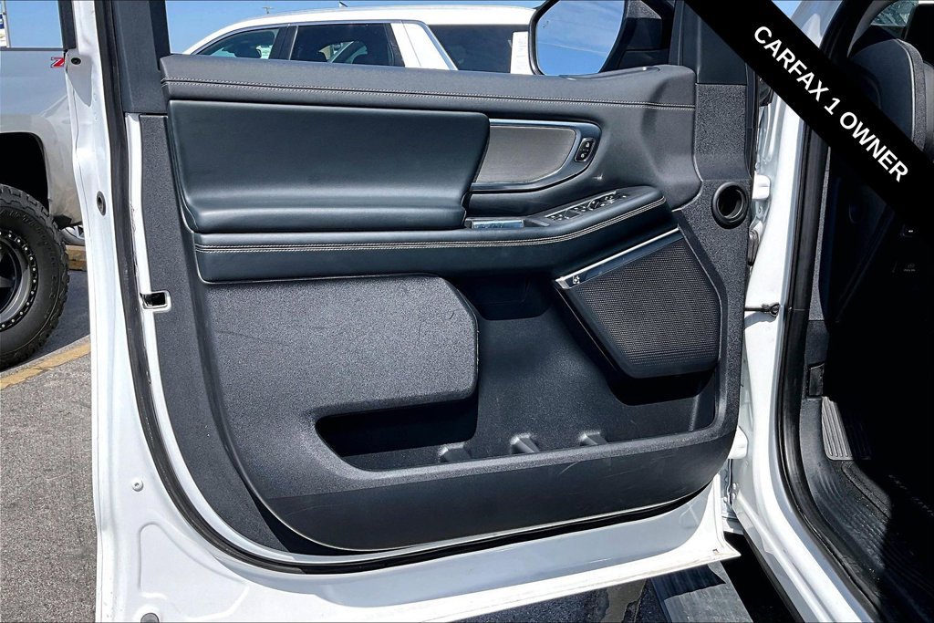 Used 2025 Ford Expedition Max Platinum AWD/4WD image 21