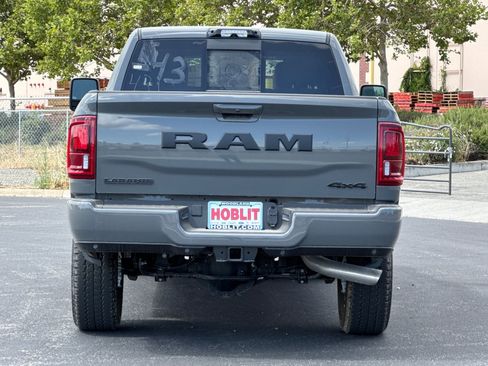 New 2026 RAM 2500 Laramie AWD/4WD image 4