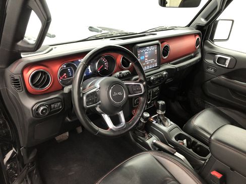 Used 2020 Jeep Wrangler Unlimited Rubicon w/ Dual Top Group image 10