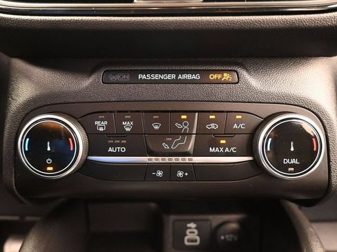 Used 2025 Ford Escape ST-Line AWD/4WD image 21