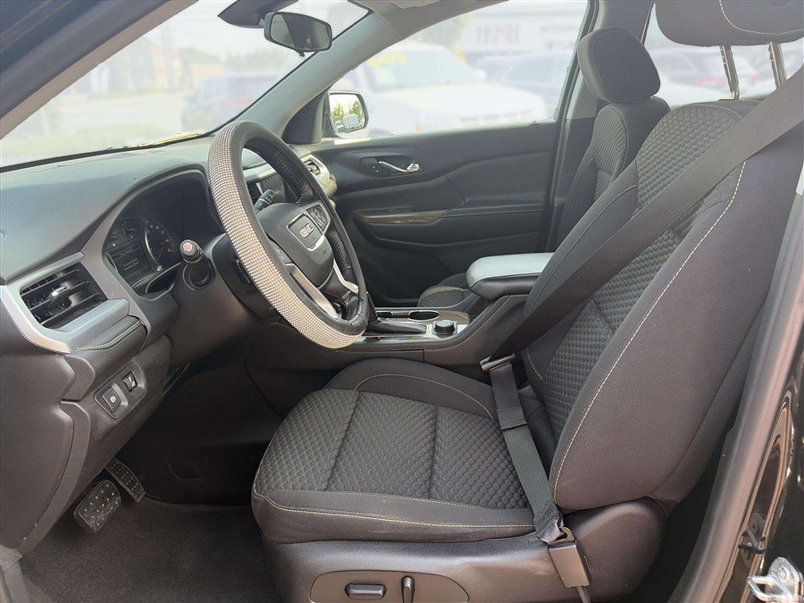 Used 2018 GMC Acadia SLE AWD/4WD image 10