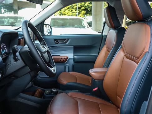 Used 2024 Ford Maverick Lariat w/ 4K Tow Package image 17