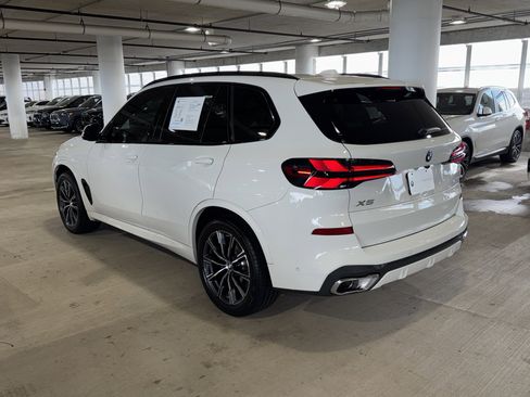 Certified 2025 BMW X5 sDrive40i w/ M Sport Package image 6