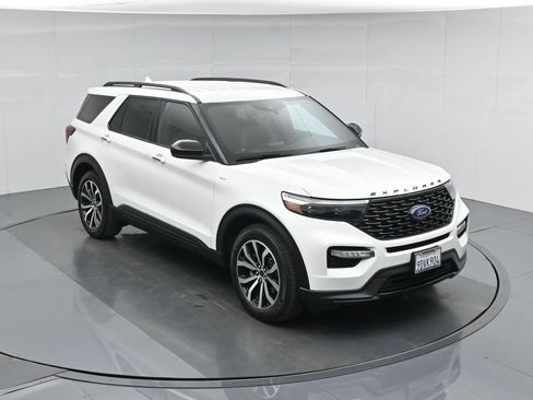 Used 2022 Ford Explorer ST-Line RWD image 45