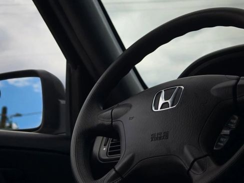 Used 2006 Honda CR-V LX image 13