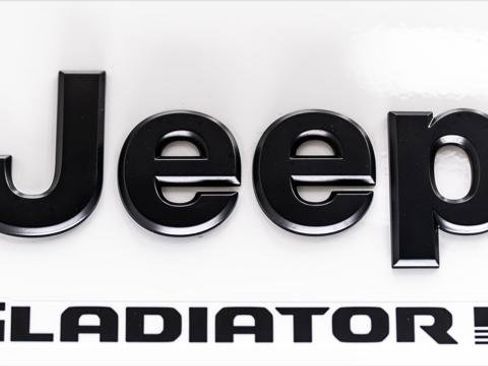Used 2026 Jeep Gladiator Sport AWD/4WD image 24
